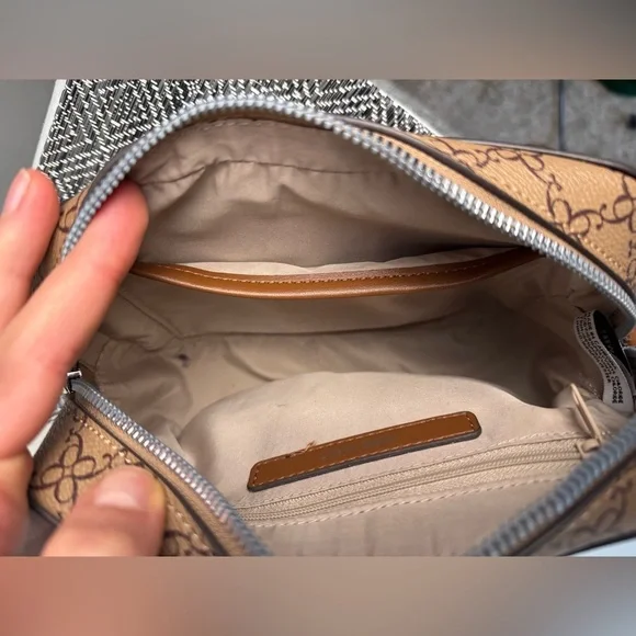 Nine West Brown Bag - Picture 6 of 6